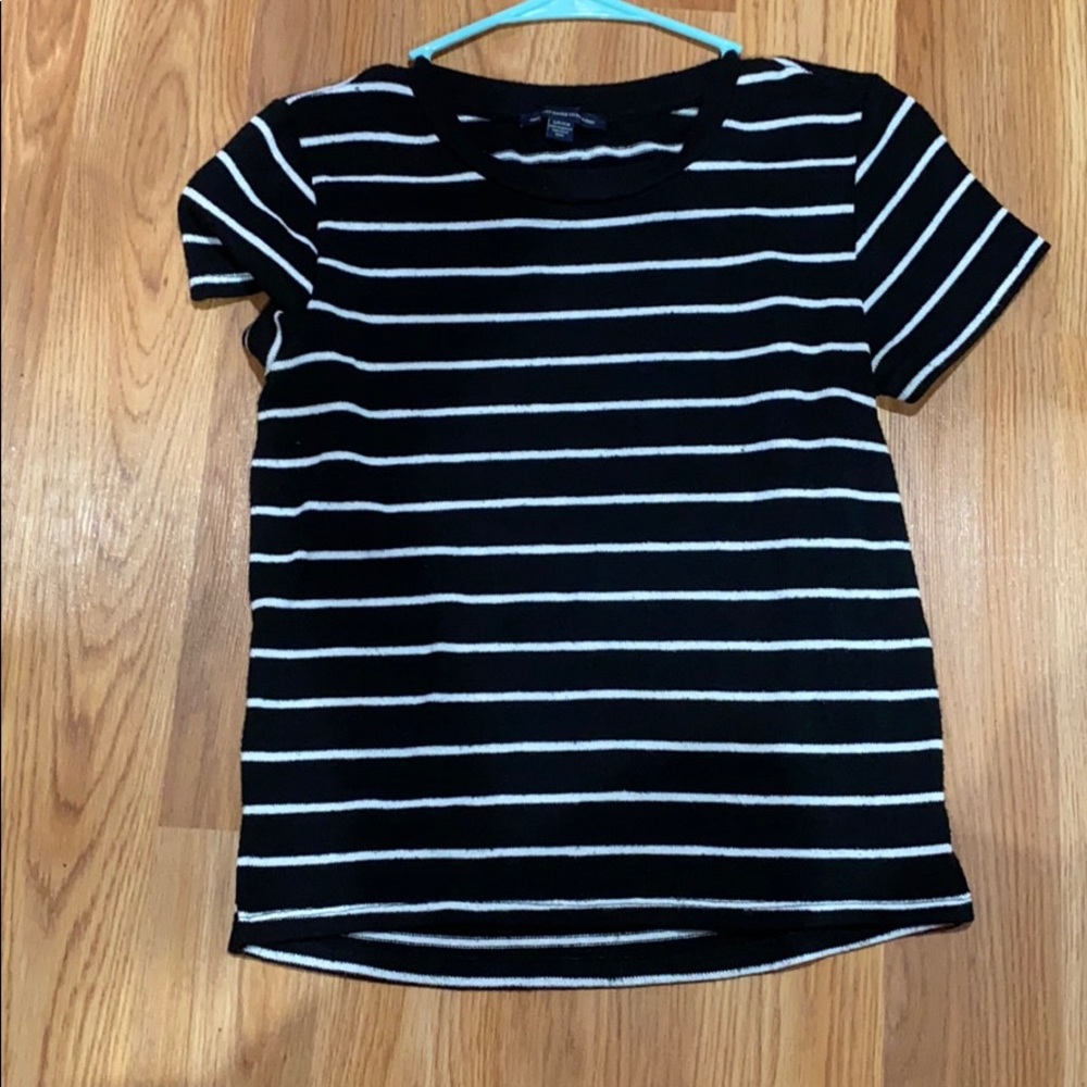 striped top